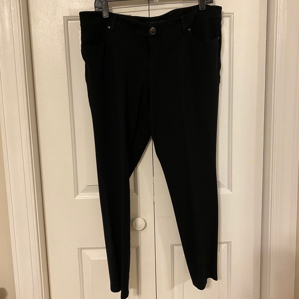 Torrid black skinny dress pants